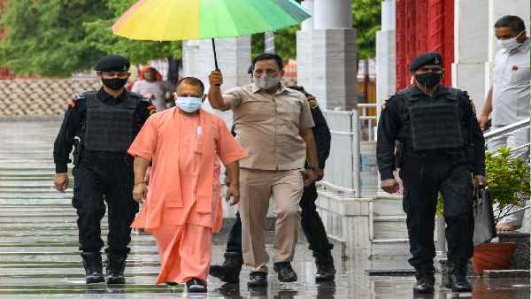 एक बच्चे वालों को ज्यादा प्रोत्साहन देने पर पुनिर्विचार! एक बच्चे वालों को ज्यादा प्रोत्साहन देने पर पुनिर्विचार!