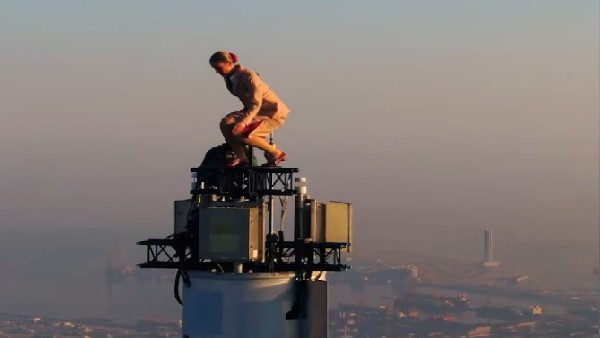  मॉडल निकोल स्मिथ ने किया ऐड शूट