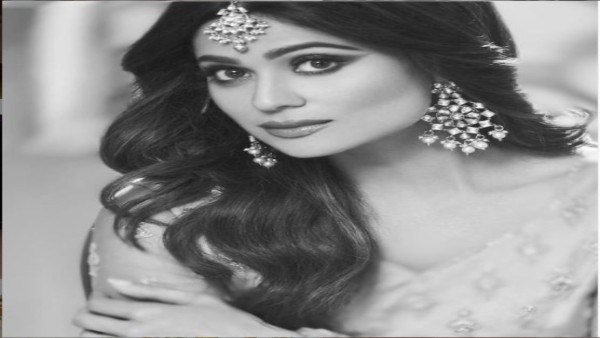 शिल्पा शेट्टी मुश्किल में, फिर क्यों लिया शो में हिस्सा शिल्पा शेट्टी मुश्किल में, फिर क्यों लिया शो में हिस्सा