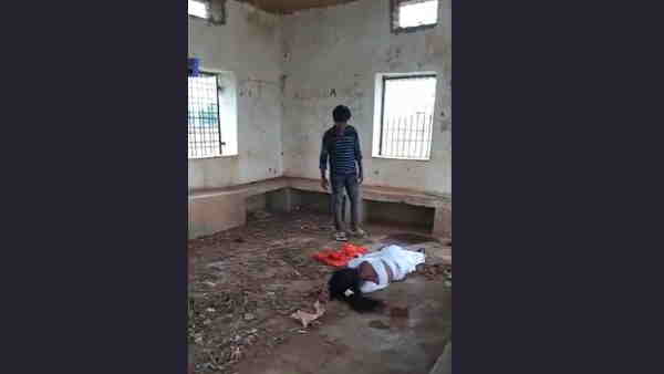 बस से उतरते ही छात्रा को खींच कर ले गया