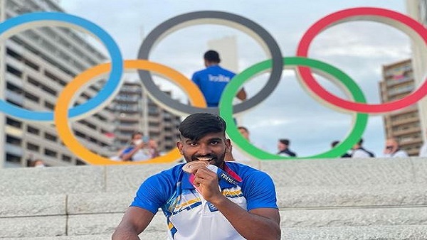 Tokyo Olympic bronze Medalist Indian Hockey Team midfielder Sumit Walmiki on his struggle story make you Cry Tokyo Olympic bronze Medalist Indian Hockey Team midfielder Sumit Walmiki on his struggle story make you Cry