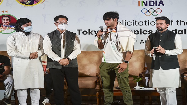 मेडल जीतने का दर्द अगले दिन पता चला मेडल जीतने का दर्द अगले दिन पता चला