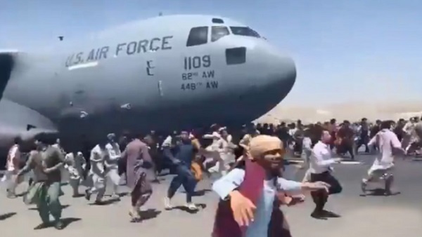 'किसी की मौत का मजाक बना रहे हैं, क्या हम इतने असंवेदनशील हैं'