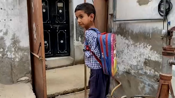 माता-पिता ने अहमद रजा को खुदा की नेमत मानकर परवरिश की माता-पिता ने अहमद रजा को खुदा की नेमत मानकर परवरिश की