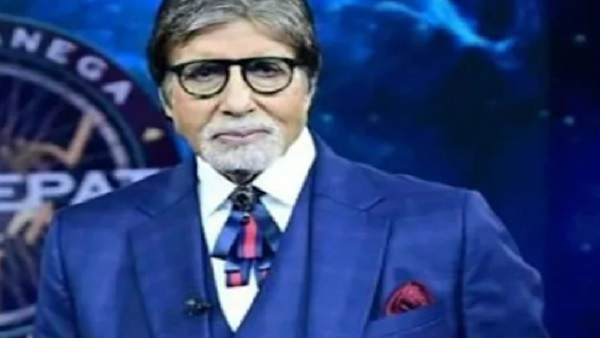 अमिताभ के सूट के ब्रोचेस का प्रयोग अमिताभ के सूट के ब्रोचेस का प्रयोग