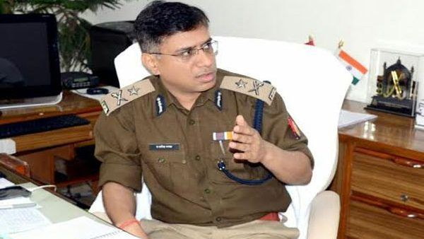 पुलिस कमिश्नर ने मांगा स्पष्टीकरण
