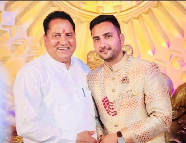 रूपाली नागर के पति भी लड़ रहे चुनाव