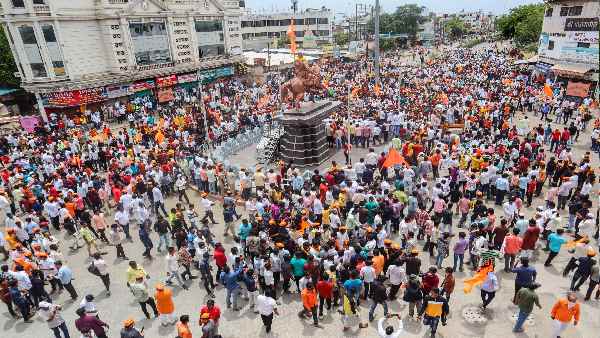 जाति आधारित जनगणना की मांग के पीछे क्या राजनीति है ?
