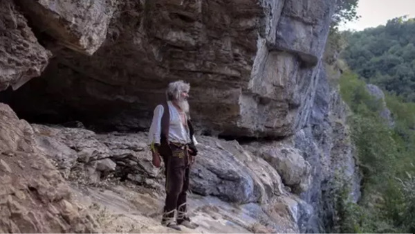 जंगली जानवरों से हो गई है दोस्ती