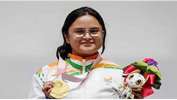  उधार के राइफल से जीता था सोना