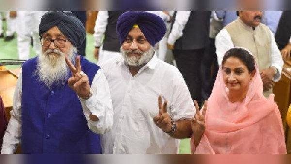 पार्टी की नींव मज़बूत करने में जुटे अधिकारी पार्टी की नींव मज़बूत करने में जुटे अधिकारी