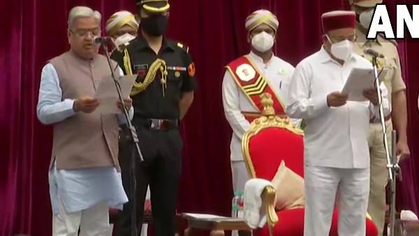 ्ेनिवु ्ेनिवु