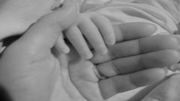 बच्चे को आईं गंभीर चोटें बच्चे को आईं गंभीर चोटें