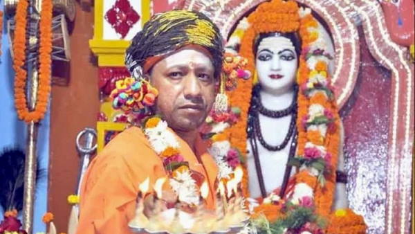 प्रसिद्ध योगी रहे हैं गोरखनाथ प्रसिद्ध योगी रहे हैं गोरखनाथ