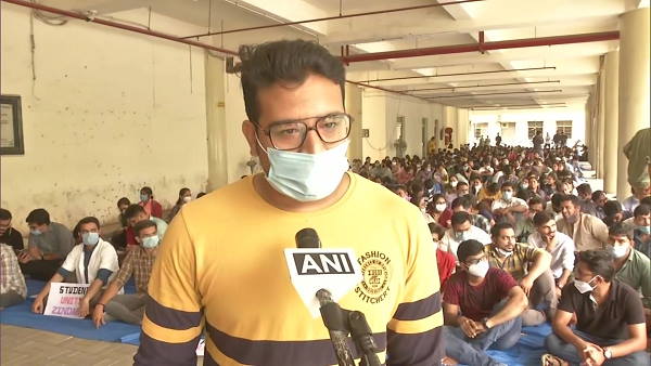मुख्यमंत्री बोले- इन डॉक्टरों की मांग वैध नहीं मुख्यमंत्री बोले- इन डॉक्टरों की मांग वैध नहीं