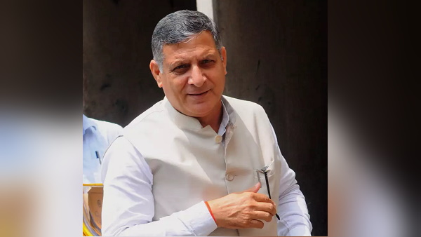 Hundreds of players playing in Khelo Haryana games 2021 at haryana state, Education Minister Kanwarpal Gujjar inaugurates Hundreds of players playing in Khelo Haryana games 2021 at haryana state, Education Minister Kanwarpal Gujjar inaugurates