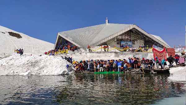 हेमकुंड साहिब में मत्था टेकना भी होगा आसान