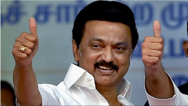 फिटनेस के लिए हर रोज करते हैं योग फिटनेस के लिए हर रोज करते हैं योग