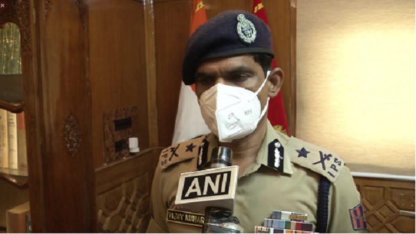 J-K: कुलगाम एनकाउंटर में 1 आतंकी ढेर, मुठभेड़ जारी J-K: कुलगाम एनकाउंटर में 1 आतंकी ढेर, मुठभेड़ जारी