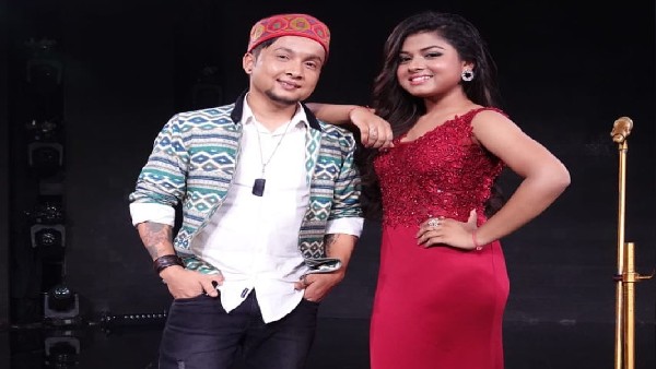 सोशल मीडिया पर इन दो का नाम