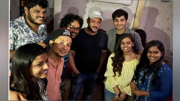 महेश मांजरेकर की बर्थडे पार्टी में हुईं सलमान खान से मुलाकात 