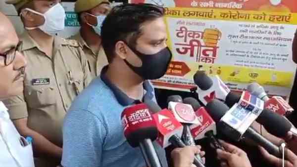 Jaunpur Police shot dead two wanted criminals in an encounter Jaunpur Police shot dead two wanted criminals in an encounter