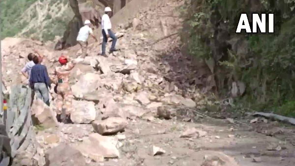 ITBP जवानों ने बचाई शख्स की जान, सामने आया वीडियो