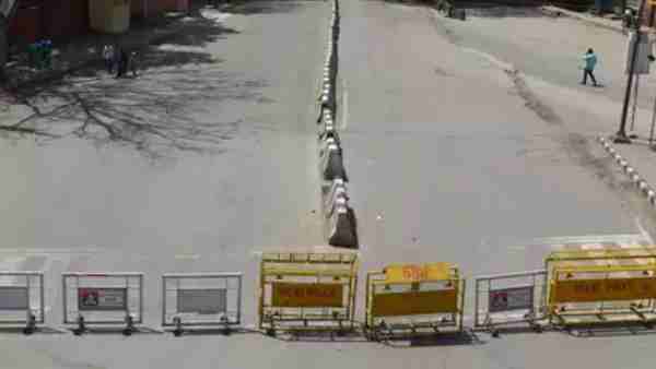 CM Yogi Adityanath strict order for night curfew in Uttar Pradesh CM Yogi Adityanath strict order for night curfew in Uttar Pradesh