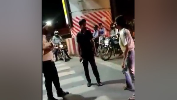 FIR दर्ज होने के बाद दी सफाई, पुलिस पर लगाए आरोप