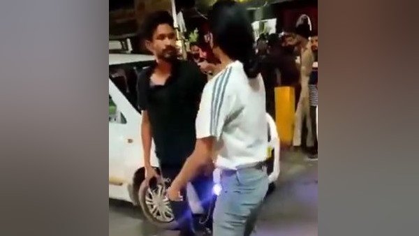 FIR दर्ज होने के बाद दी सफाई, पुलिस पर लगाए आरोप