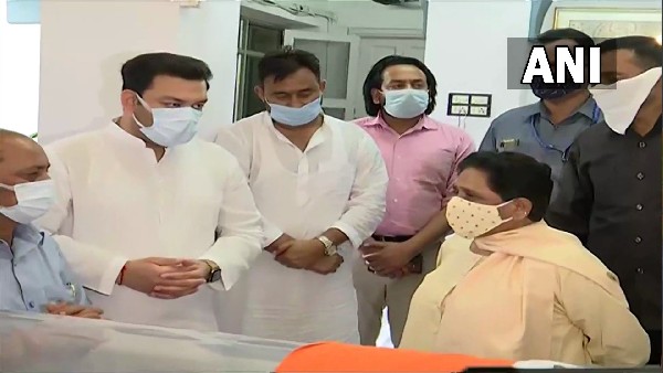 मायावती ने कल्याण के परिजनों से भी की बात