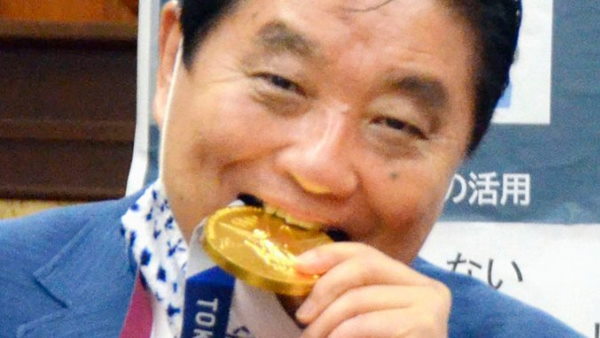  ताकाशी कावामूरा ने सोशल मीडिया पर लोगों से माफी मांगी