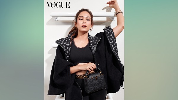 बैग की 3 लाख रुपए से ज्यादा कीमत 