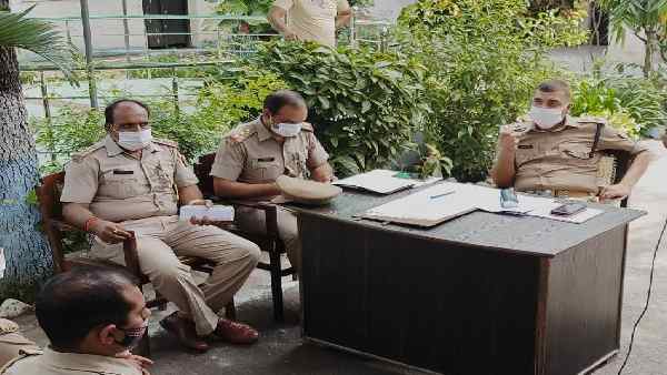 सौहार्द बिगाड़ने की कोशिश करने वालों पर कार्रवाई होगी-पुलिस
