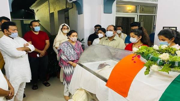 अपर्णा यादव अपर्णा यादव