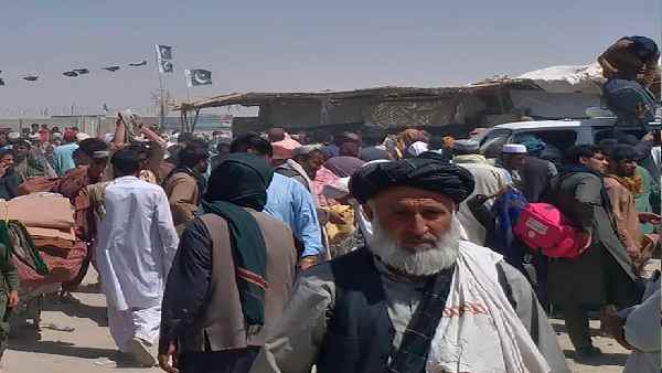 महिला सुरक्षा के लिए सख्त कानून पर अमल की मांग महिला सुरक्षा के लिए सख्त कानून पर अमल की मांग