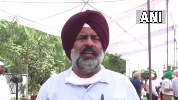 हरीश रावत के बयान से कांग्रेस वोट बैंक का हुआ नुकसान! हरीश रावत के बयान से कांग्रेस वोट बैंक का हुआ नुकसान!