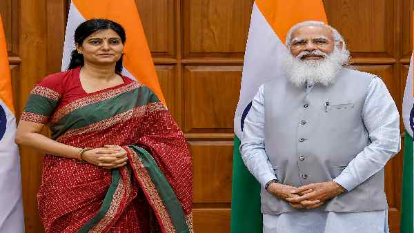 'पीएम को राजनीतिक दलों के मूड की जानकारी है'