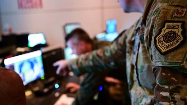 सबसे बड़ी पॉवर बनने की होड़ सबसे बड़ी पॉवर बनने की होड़