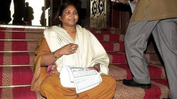 दो बार चुनाव जीतीं, दिल्ली में कर दी गई हत्या