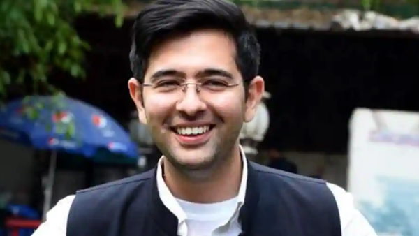 लड़की बोली- बिजली नहीं, मुझे राघव चाहिए'