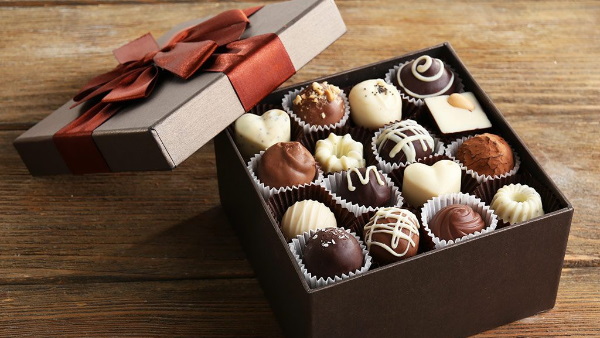 चॉकलेट बॉक्स
