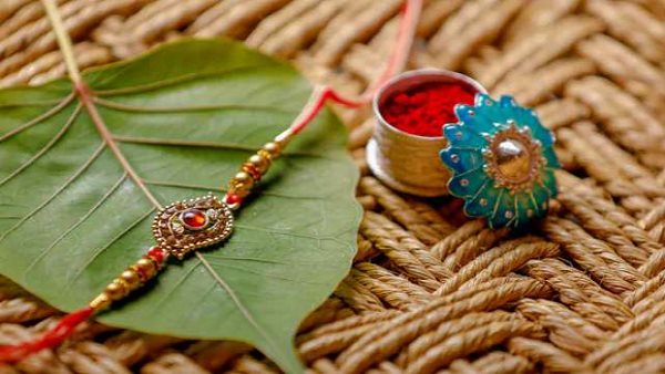 रक्षा सूत्र का अभियान