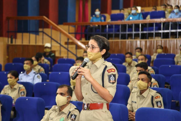 आईपीएस रंजीता शर्मा का इंटरव्यू आईपीएस रंजीता शर्मा का इंटरव्यू