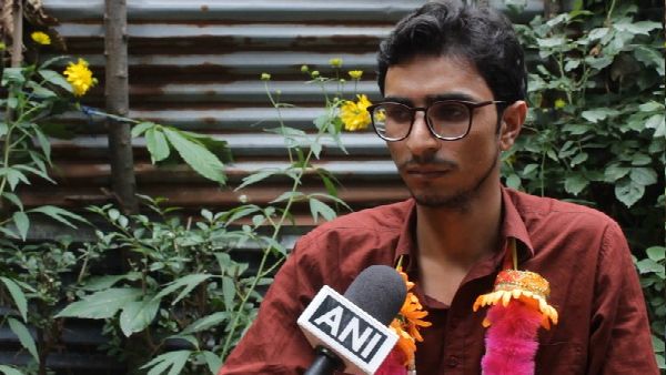 तनवीर अहमद के पिता रिक्शा चालक