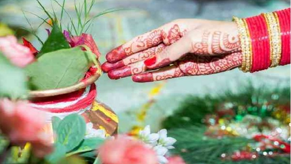 Sawan 2021: आज से प्रारंभ संकट सोमवार व्रत, जानिए सोलह सोमवार व्रत कथा