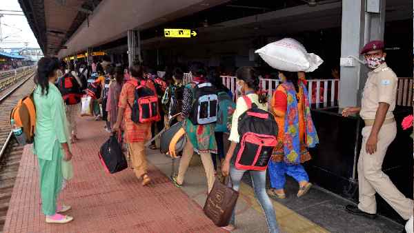 किसे कर सकते हैं रेलवे का कंफर्म टिकट ट्रांसफर ?