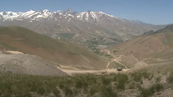 लड़ाई में सबकुछ होता रहा बर्बाद