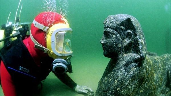 श्मशान से दुर्लभ फल बरामद श्मशान से दुर्लभ फल बरामद