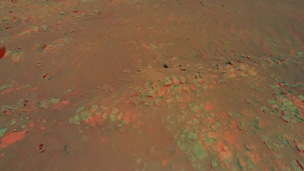 लाल ग्रह में छेद